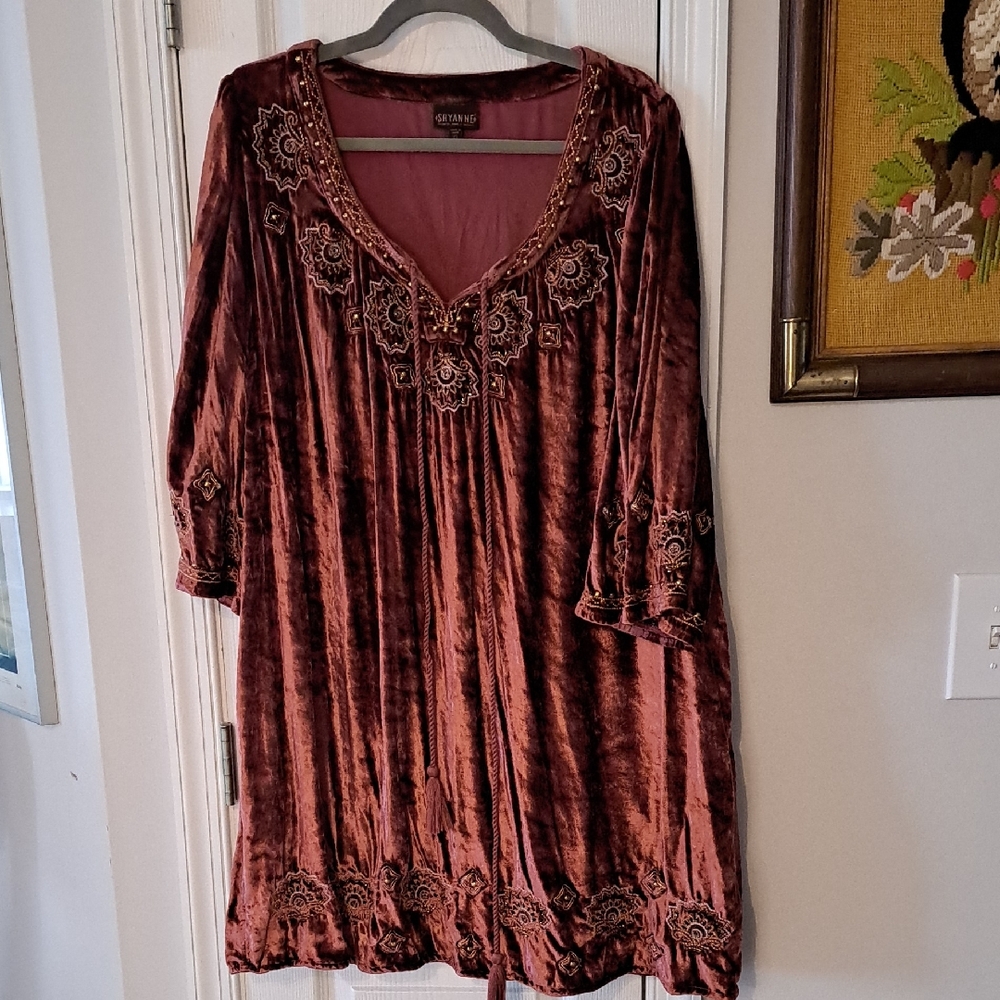 Women's Embroidered Velvet Dress